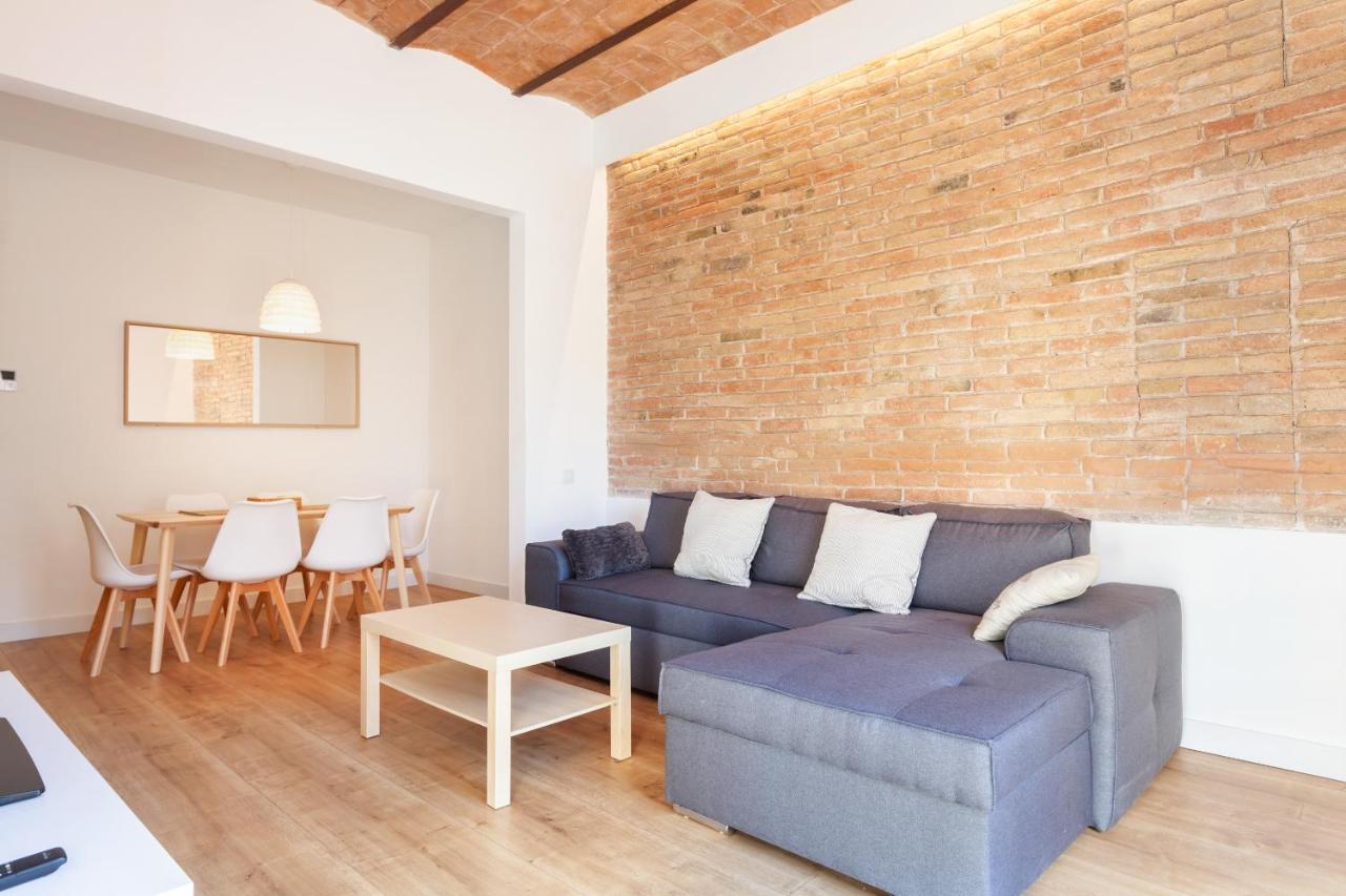 Akira Flats Urgell Appartement *